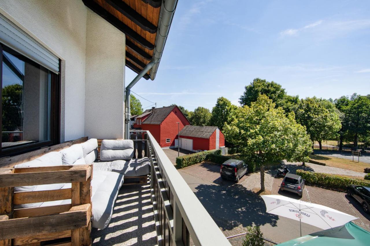 Landgasthaus Zum Kreuzberg Schonbach  Buitenkant foto
